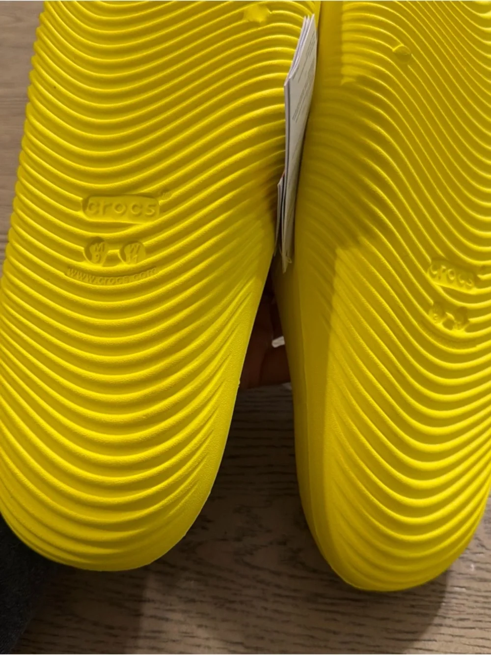CROCS UNISEX 208392-001 MELLOW RECOVERY SLIDE SIZE M9/W11 Brand New